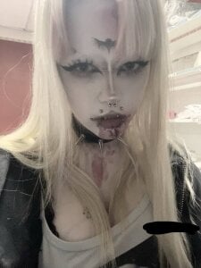 Public od Mika_Vatashi  4 snímek