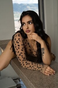 Stephany_Harlot Look closer… 👀💦 Bilde 3