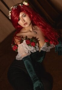 AnneTLi Halloween Pic