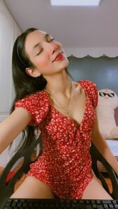 Iris_Stone_ Sexy vibrates 🔥 Pic 2