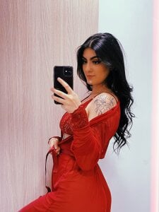 IrisBaker Public Pic 8