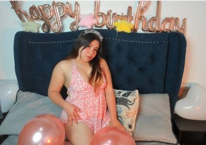 lucy_blush's My birthday 2025 Sex Photo 4