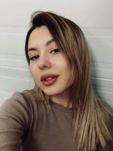 AlveraCappola I don’t chase, I attract Pic