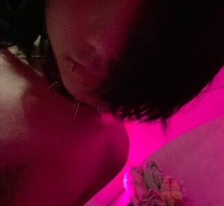 emo_sweet Public Pic