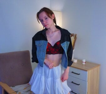 TiannaBorlace Insolent lady Foto 2