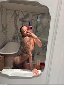 Peaches_UKx Public Pic