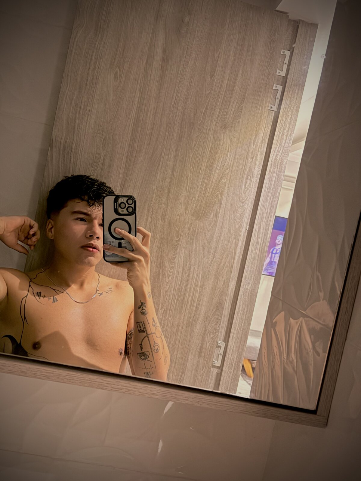 Logan_smith1 님의 트렌드 중인 사진  9963개