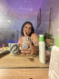 RamonaBunny Stoned selfies hehehe xx Pic 9