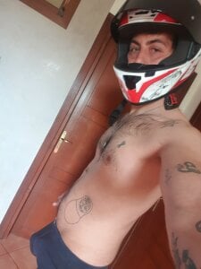 Alice_Daniel Public Pic