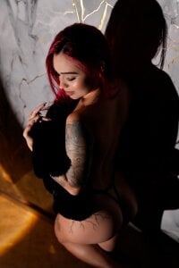 Nicole_rouss I am very sexy and delicious 🥰🖤✨ Pic 2