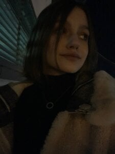 RosseLavish Public Pic 2