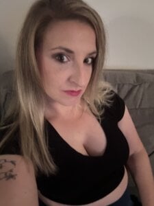 MissAudri Public Pic 4