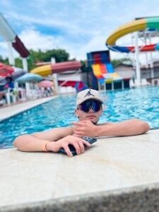 _white_fox_1 Yo Pic 2