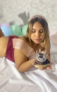 esmeralda_cuisman My sweet birthday 🎂🎀 Gambar 5