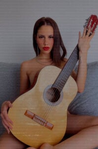 LolaSB Posando 🎸 Bilde 5