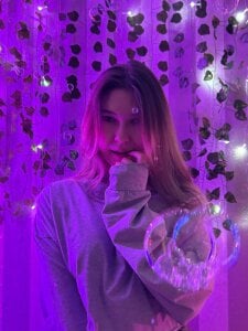 cheeky_cherry_ Public Pic 2