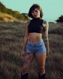 Thayla_brincee