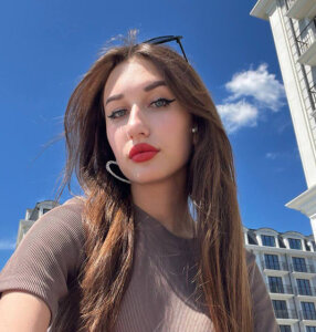 YourLovellyStella Public Immagine 