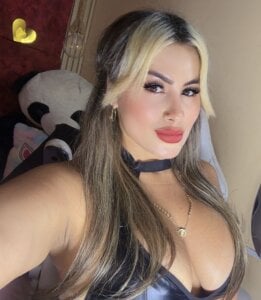 ChanellBradの👄🔥の 2枚の写真