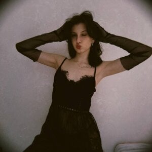 LouiseChavez quiet moments, loud heart 🤍 صورة واحدة|LouiseChavez quiet moments, loud heart 🤍 صورتان|LouiseChavez quiet moments, loud heart 🤍  4 صور|LouiseChavez quiet moments, loud heart 🤍  4 صورة