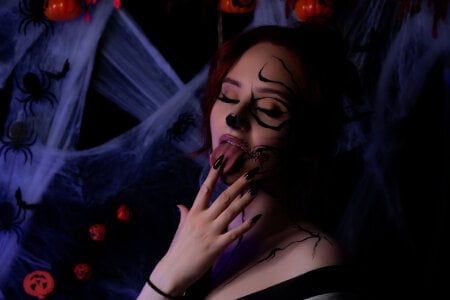 BridgetDay Happy Halloween! 👻🎃 Εικόνα