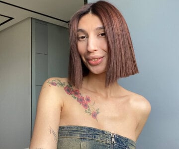 YolondaLiff Public Pic 4