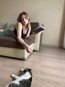 mally_luxxx Velvet Whispers Pic