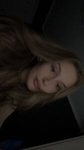 ElidiaPetit I'm streaming now💘 圖片