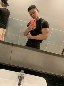 Muscle de stefan_leenox  2 photos