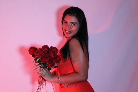 Liss-Reyes Dangerous Curves & Red Lace 🍒🌹 Pic 4