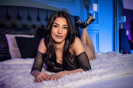 Kassandra__Black Public Pic 2