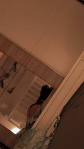 hornylaura98xx Public Pic