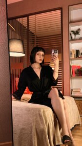 Velvet_Lily Public Pic 4