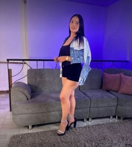 Sofi_Cooper Public Pic 3