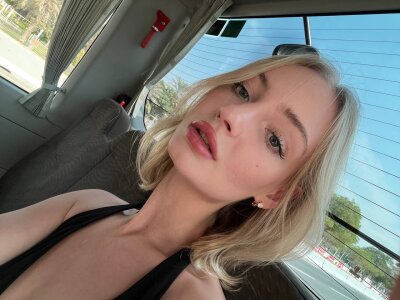 elly_Shine_ more of me Foto