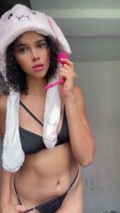 MilaNovak1 Public 圖片 2