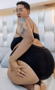 TiffantyAndStacy 🖤🤍STACY🖤🤍 Pic 3