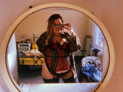 MisstressMolly Hi I’m Molly Pic 4