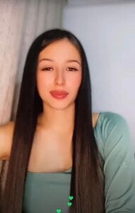 scarlett_percy_t Public Gambar