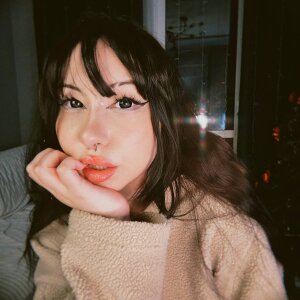 Molly_Queenn Lenses😈 Pic 3