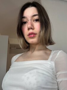 WaltraudRuopp Golden Hour Me Pic 5