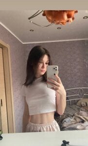 bitsy_pixel Selfies :p Pic 2