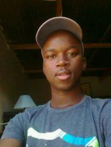 perutainment casual pics Pic 2