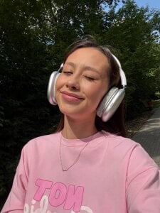 DeliaPesta funny photos Hình 2