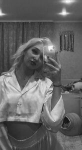 Lara_Blue Public Pic 2