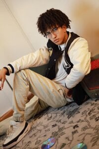 Cj_davis_ RETRO STYLE! Pic 5