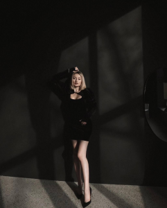 Wendy_Amberr Public Immagine  3