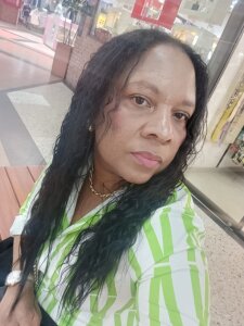 Sharon_Adamsx Public Pic 3