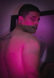 RealJoel know me Bilde