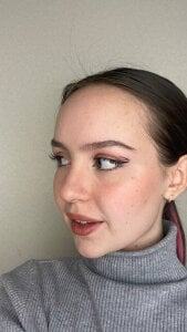 LisaSmiths Beautiful makeup Pic 4